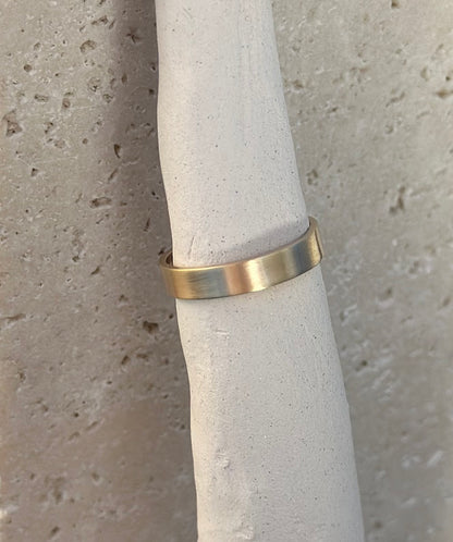 Bowie Solid Gold Ring